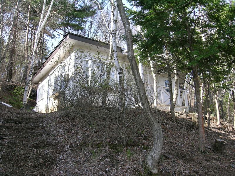 長野県蓼科エリア　学者村別荘地の中古別荘外観写真