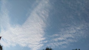 長野県小県郡長和町上空～台風予兆１