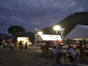 蓼科エリア姫木平別荘地から車で約２０分！♪～長和町のマルメロ夜イチに行って来た～」の巻