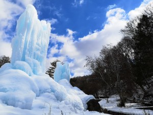 氷柱～茅野市小斉の湯～