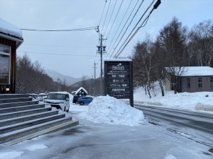 蓼科エリア別荘地今日の様子